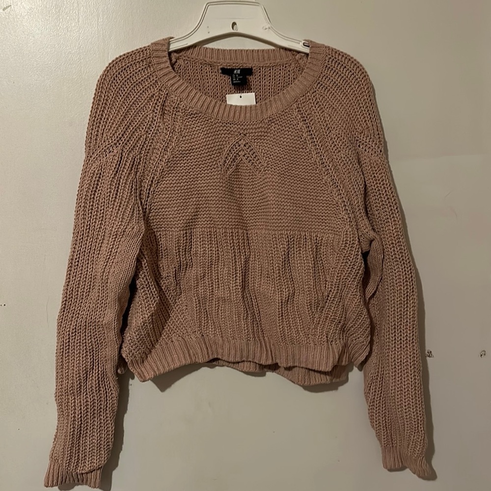 H&M Cropped Pink Sweater